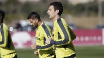 Bonera, en un entrenamiento con el Villarreal.