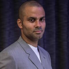 Tony Parker entra en el Lyon