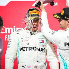 Mercedes: "Hamilton no necesita a Ferrari, necesita ganar"