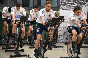 La Selección Colombia realizó trabajos de recuperación en gimnasio tras su llegada a Barranquilla pensando en el partido del domingo ante Brasil en el Metropolitano.