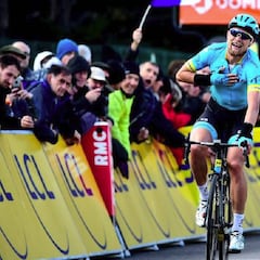 Kwiatkowski es líder y Nielsen remata la fuga; Luis León, 2º