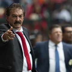 La Volpe: "Si al Madrid le falta CR7 al Toluca Alan Medina