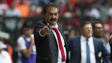 La Volpe: "Si al Madrid le falta CR7 al Toluca Alan Medina