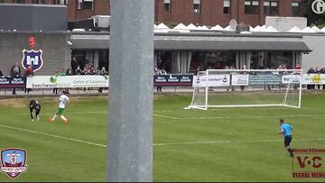 El insólito error de un portero que culminó en la derrota de su equipo