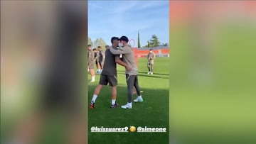 La escena más esperada: el especial recibimiento de Simeone y el Atleti a Suárez