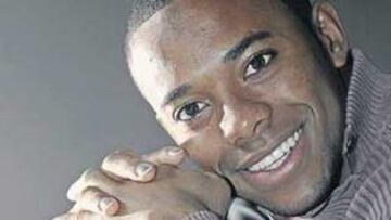 <b>R. Carlos</b> "Si fuera por su corazón, jugaría hasta los 50 años"