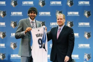 Ricky Rubio fue presentado por los Minnesota Timberwolves el 21 de junio de 2011.