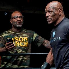 Mike Tyson vs Roy Jones Jr: preview and predictions