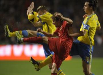 Partido de ida Portugal-Suecia. Coentrao, Larsson e Ibrahimovic.