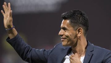 Deportistas se unen a moda de cobrar por mandar mensajes de felicitación