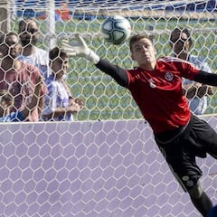 El Oviedo anuncia las cesiones de Luismi y Lunin