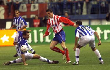 En la 2002-03, el tropiezo dolió porque con el Atleti recién ascendido hubo opciones reales de asaltar el título. Pero en cuartos el equipo se estrelló contra el Recre, que llegó a la final y descendió a Segunda. El 1-0 en Huelva fue demasiado peso para remontar en el Calderón, y el 0-0 de la vuelta quebró las ilusiones rojiblancas.