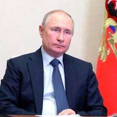 Putin acusa a Ucrania de volar el puente de Crimea y toma una medida inmediata