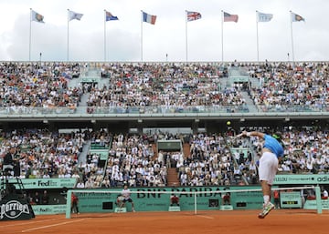 Rafa Nadal, ganó a Robin Soderling por 4-6, 2-6 y 4-6