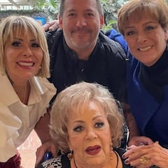 ¿Quiénes son todos los hijos que tuvo Silvia Pinal y a qué se dedican?