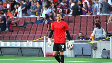 El mediocampista no fue tomado en cuenta en el amistoso del Eintracht ante Atalanta, y Ochoa se qued&oacute; en la banca con Granada.