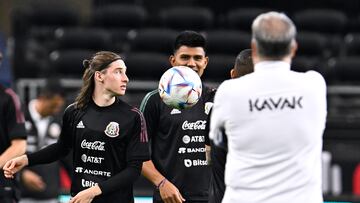 Marcelo Flores during the Training session of the Mexican National Team (Mexican Team) prior to the Friendly match in preparation for the FIFA World Cup Qatar 2022 against the Nigerian National Team, at AT-T Stadium, on May 27, 2022.

<br><br>

Marcelo Flores durante el Entrenamiento de la Seleccion Nacional de Mexico (Seleccion Mexicana) previo al partido Amistoso de preparacion rumbo a la Copa Mundial de la FIFA Catar 2022 contra la Seleccion de Nigeria, en el Estadio AT-T, el 27 de Mayo de 2022.