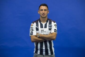 El internacional paraguayo llegó al club para afianzarse en al lateral por la derecha. Jugó en 15 de los 17 juegos disputados y le seguirá ganando la partida a Efraín Juárez.