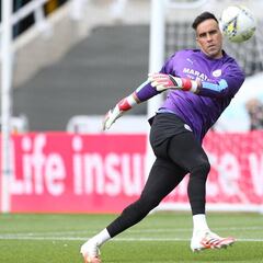 Bravo contó los detalles de su nuevo contrato en Europa