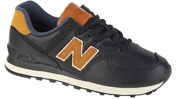 New Balance 574 para hombre en negro y marrón.