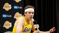 Reaves: “Sé que todavía existe la opción de que los Lakers me traspasen”