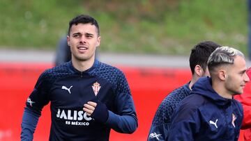 24/02/24 ENTRENAMIENTO SPORTING DE GIJON
GASPAR EN CARRERA JUNTO A VILLALBA