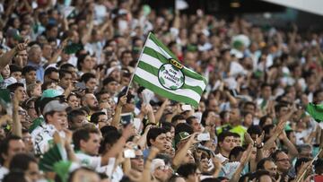 Foto de acción durante el partido Santos vs Toluca correspondiente a la Final de ida del Clausura 2018 de la Liga BBVA Bancomer en el estadio TSM.
