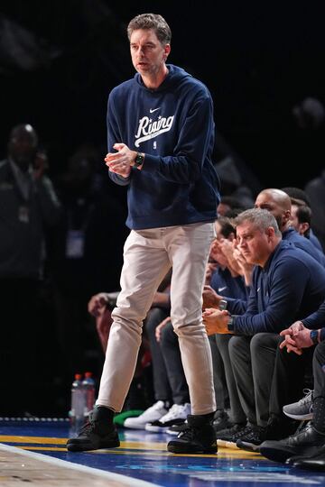 La leyenda del baloncesto español, Pau Gasol, durante el NBA Rising Stars Challenge All-Star 2024.