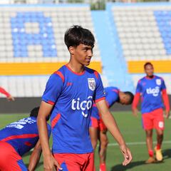 Martín Krug, del juvenil B, con la absoluta de Panamá