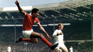 Tres años sin Eusebio, la gran 'Pantera Negra' de Portugal