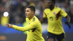 Pékerman ensaya: Australia como examen para su lista a Rusia