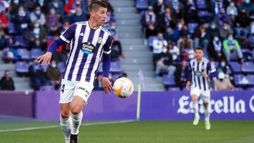 VALLADOLID, 13/11/21. PHOTOGENIC. PARTIDO DE LA LIGA SMARTBANK ENTRE EL REAL VALLADOLID Y EL FUENLABRADA. ALCARAZ