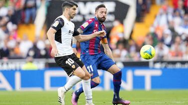 Soler pugna con Morales