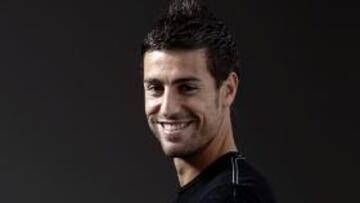 <b>CERROJO. </b>David García asume la responsabilidad de parar al rival.