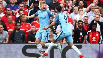 Guardiola le gana a Mourinho la batalla de Old Trafford