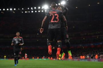 El show de Vidal en la goleada del Bayern sobre Arsenal