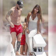Así disfrutan Leo Messi y Antonella Roccuzzo de Ibiza