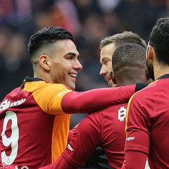Con Falcao, Galatasaray avanza a los cuartos de final de Copa