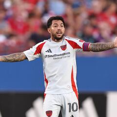 Luciano Acosta se encamina al Fluminense