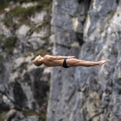 El Red Bull Cliff Diving llega al lago de Lucerna