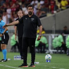 ‘Vitamina’ Sánchez mira a Chile