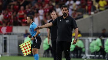 ‘Vitamina’ Sánchez mira a Chile