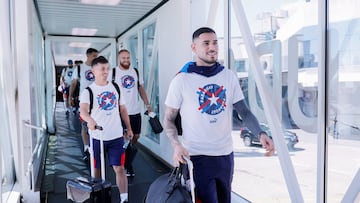 La Selección Paraguaya emprendió su viaje hacia para Barranquilla para enfrentar a Colombia.