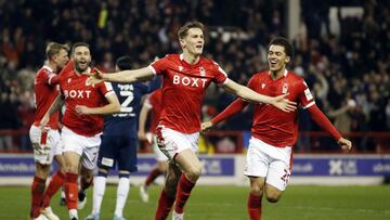 Soccer Football - FA Cup Fifth Round - Nottingham Forest v Huddersfield Town - The City Ground, Nottingham, Britain - March 7, 2022 Nottingham Forest&#039;s Ryan Yates celebrates scoring their second goal with Brennan Johnson REUTERS/Craig Brough