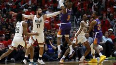 Devin Booker "believes in the heat check", which makes Chris Paul's perfect 33-point shooting night just a bit less impressive.