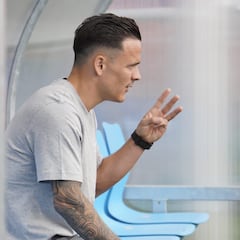 Roque Mesa no se cierra ninguna puerta