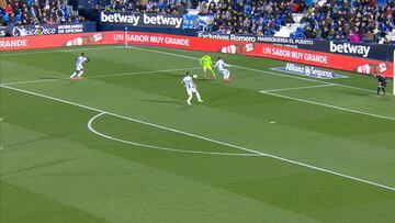 Sólo el fallo de Jason afeó este jugadón a lo Dembélé de Mayoral