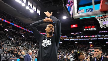 Follow all the National Basketball Association action as it happens from San Antonio.