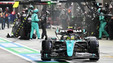 Hamilton suaviza el fallo de Mercedes en Singapur