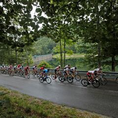 Ciccone se viste de amarillo en la sexta etapa del Tour